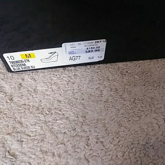 Shoes - Picture 2 of 3